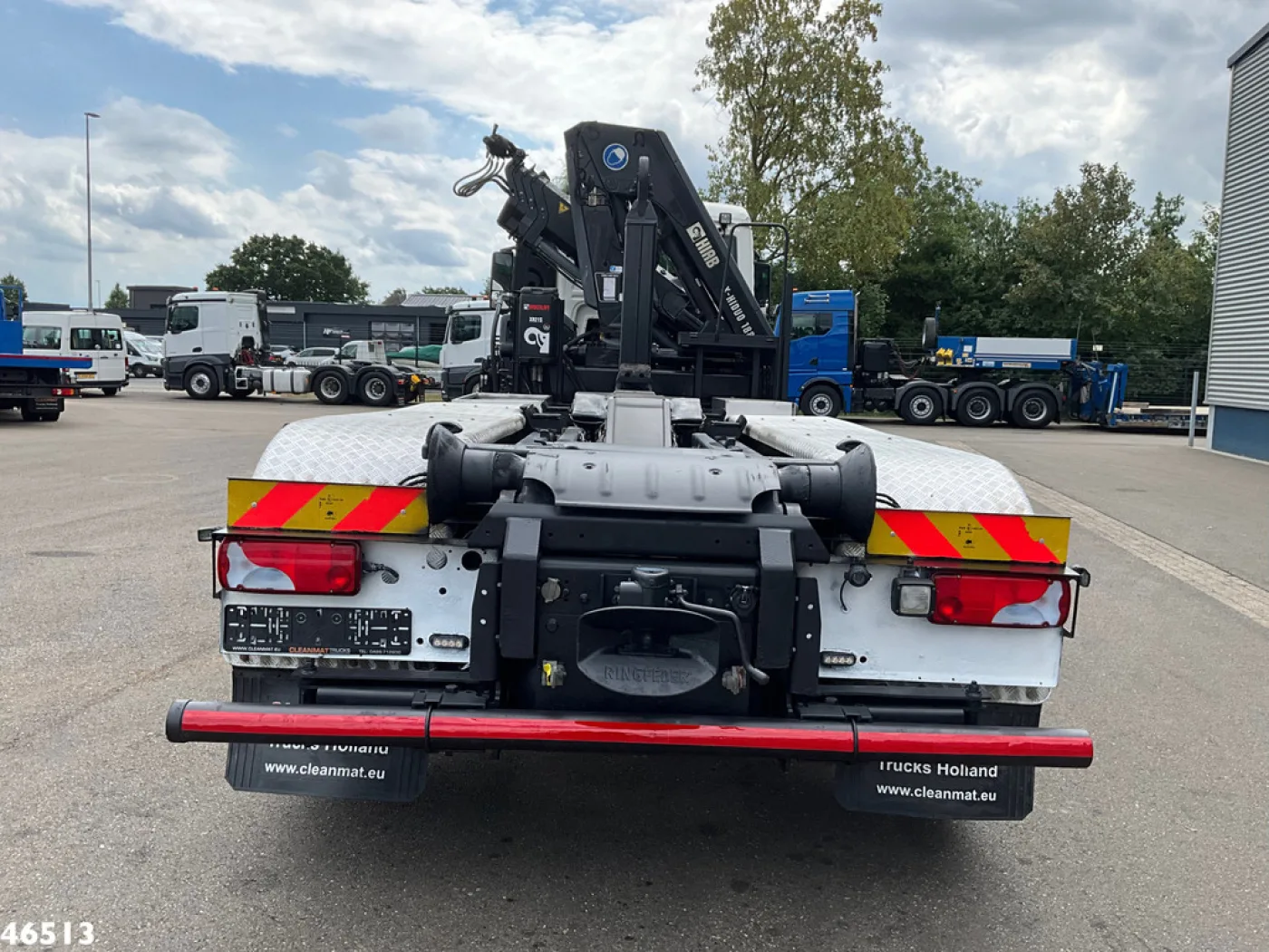 MAN TGS 35.400 8x4 Euro 6 Hiab 18 Tonmeter laadkraan Just 142.960 km! - 4