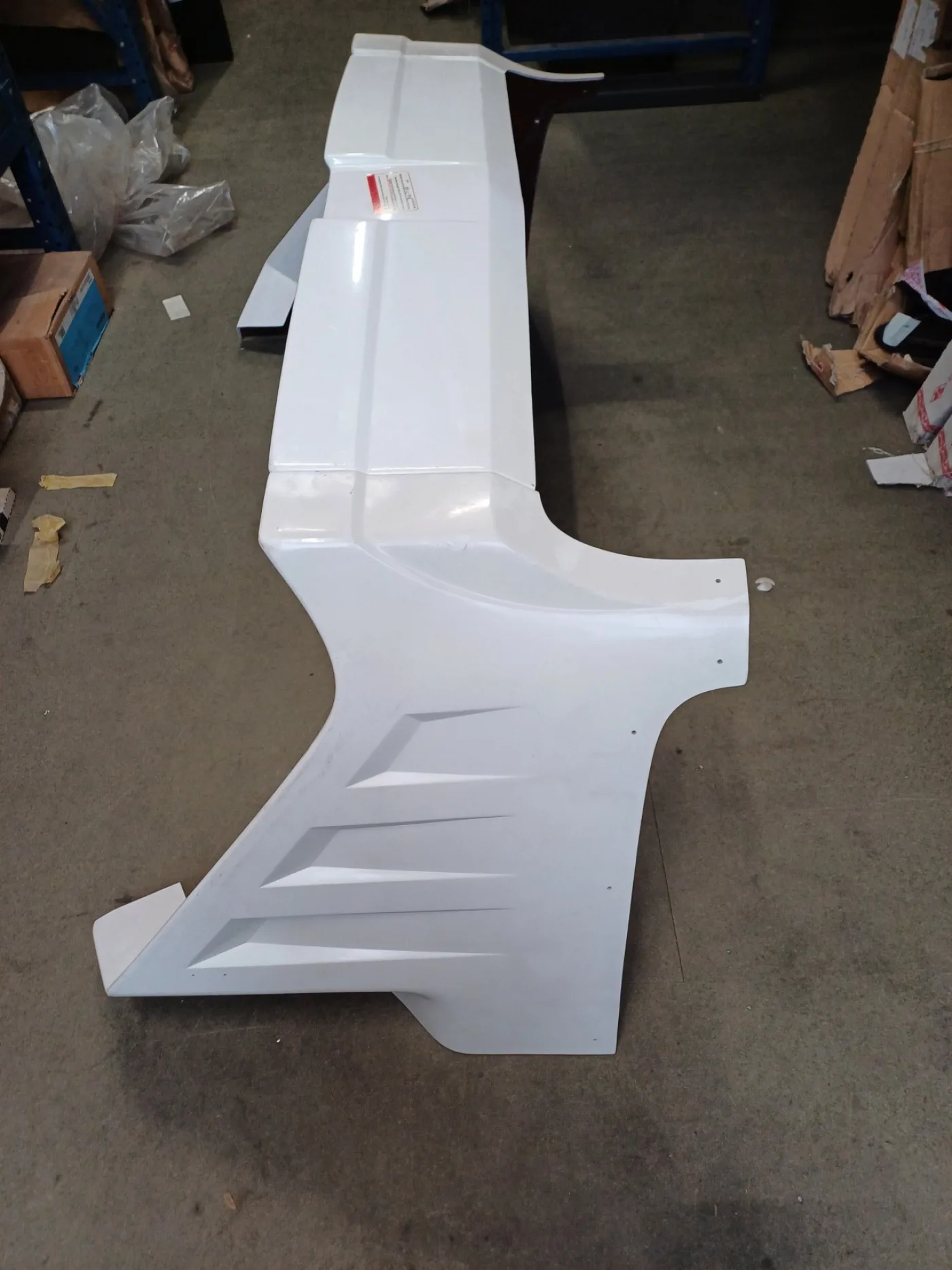 Lund Racerback Chevrolet/GMC cab fairings - 4