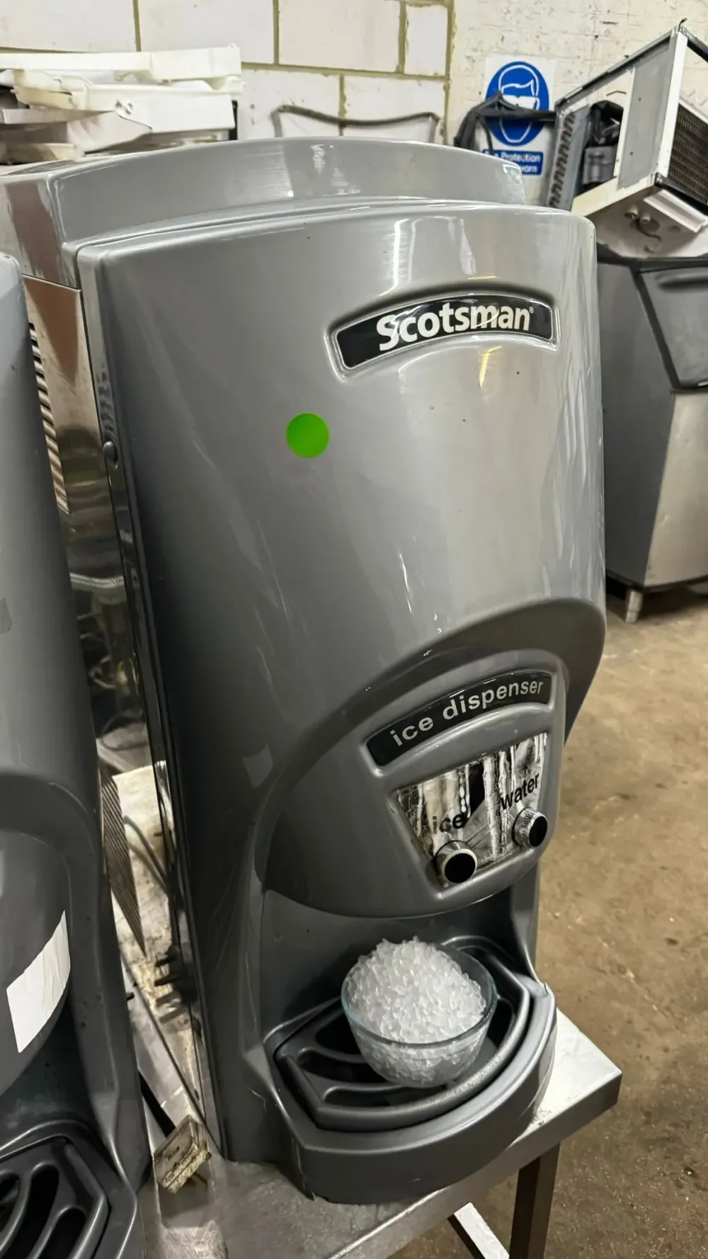 Scotsman Hands Free Ice Dispenser Model: TCL180-9, Refurbished fully working , few in stock - islandcatering