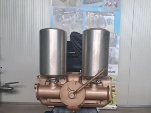 PISTON PUMP VELO MOD. 400HL, TWIN-CYLINDER WITH BRONZE BODY PUMP, SECOND-HAND MACHINE