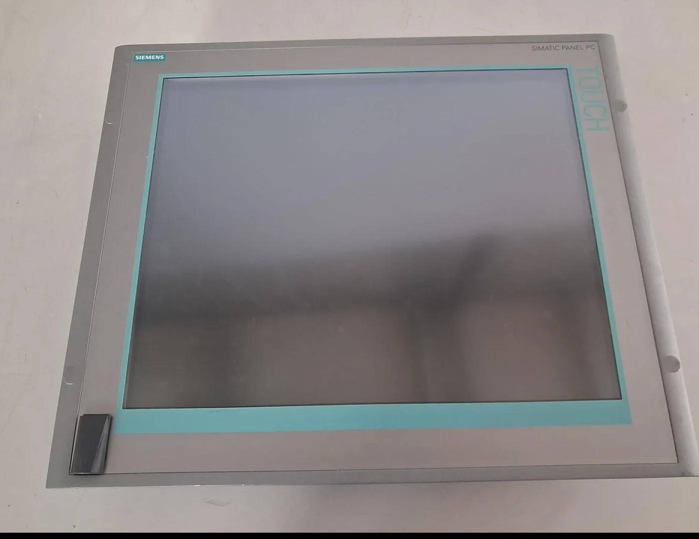 Siemens SIMATIC HMI IPC477C Industrial Panel PC - 2