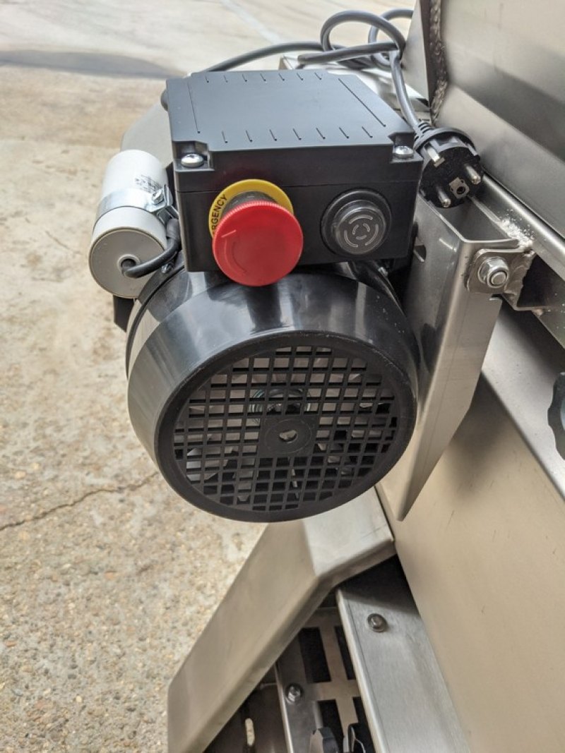 DESTEMMER-CRUSHER HORIZONTAL SEMI-CENTRIFUGE MODEL “JOLLY 40 MV” WITHOUT PUMP NEW MACHINE
