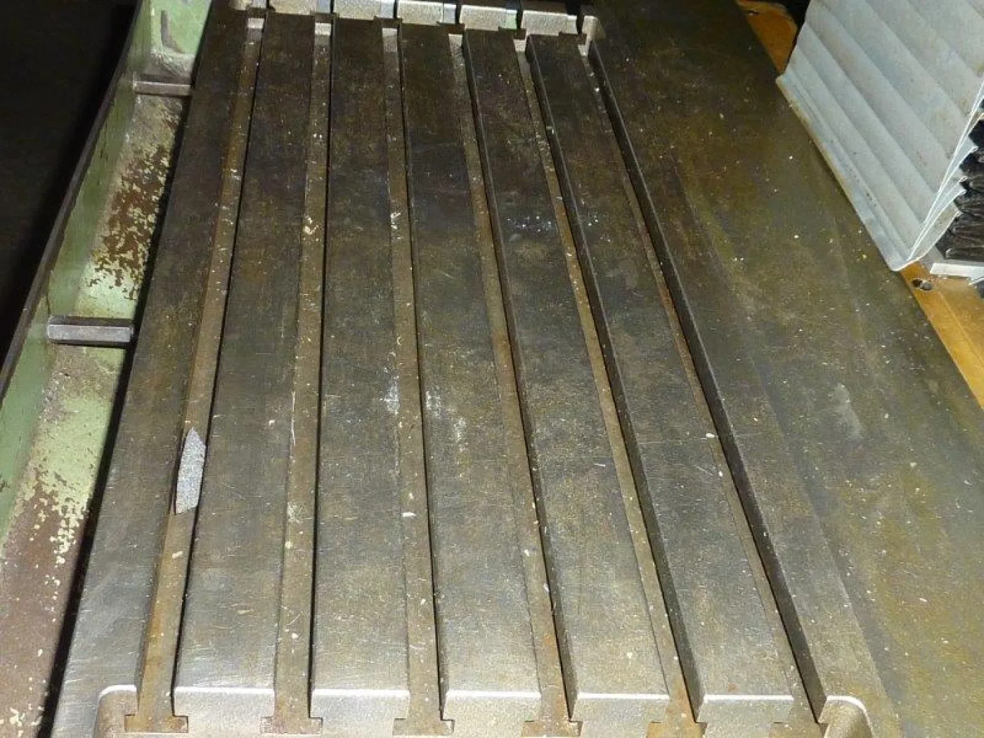 UWF 700 HERMLE 1986 - 5