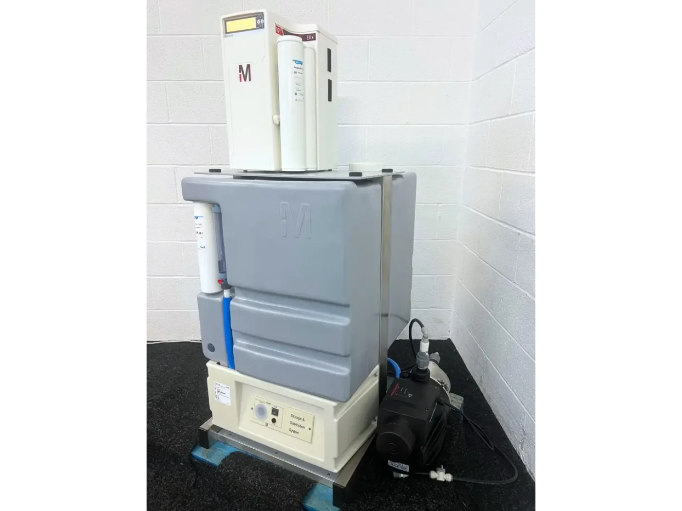 Millipore Elix Essential 10 UV Water Purification System - 3