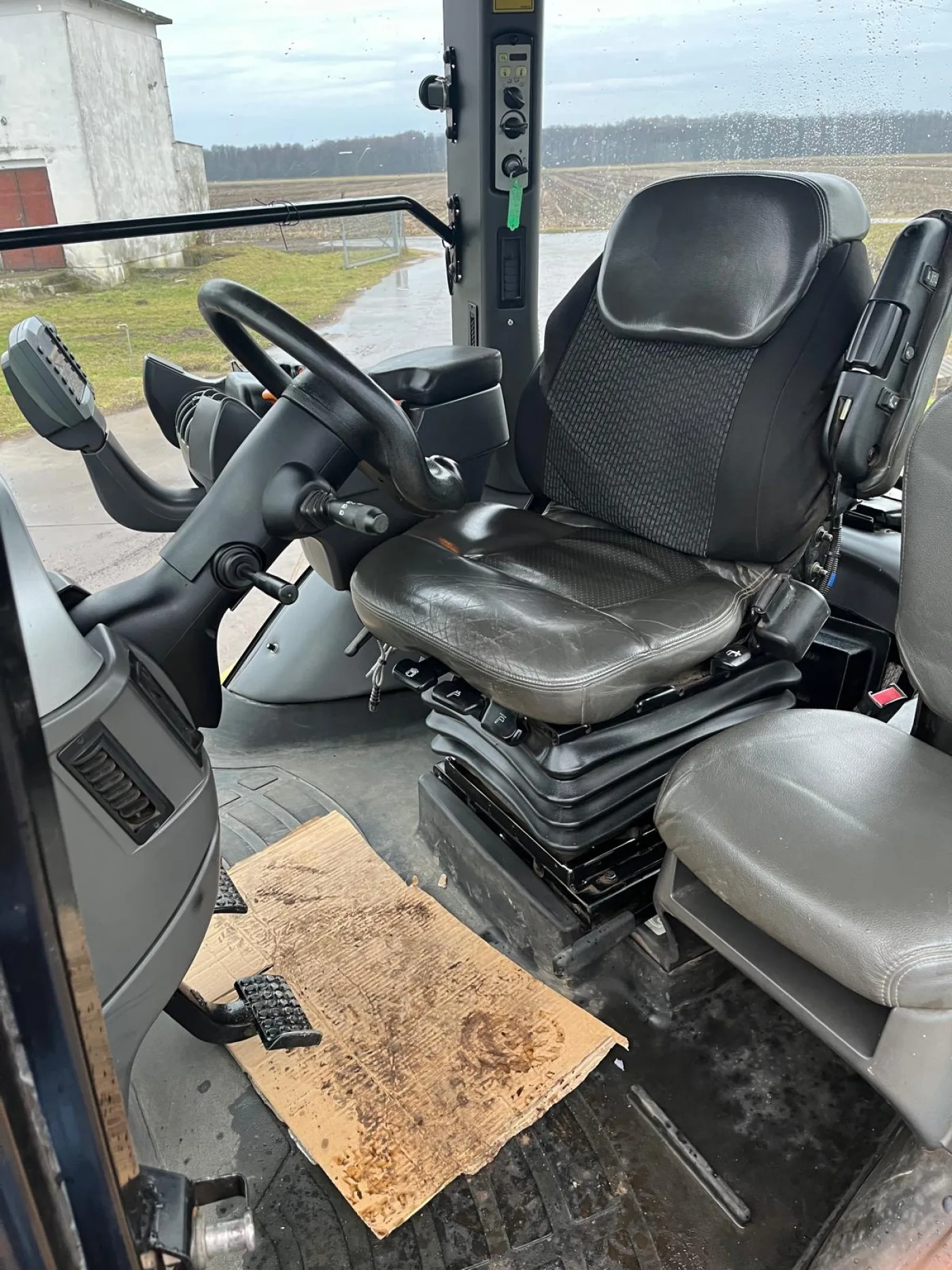 Challenger MT 765D (1435) - 6