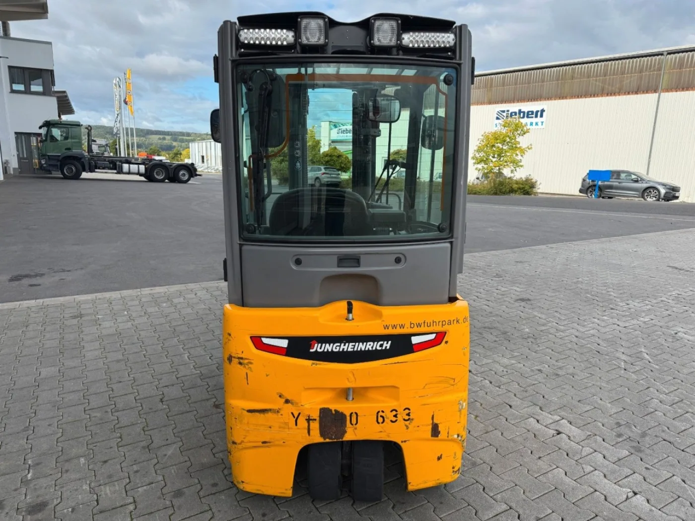Jungheinrich EFG 215 / Triplex: 4.25m! / SS / nur 716h! - 8