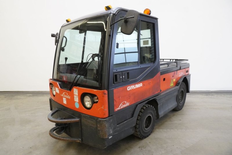 Schlepper Linde P 250 127 (2013)