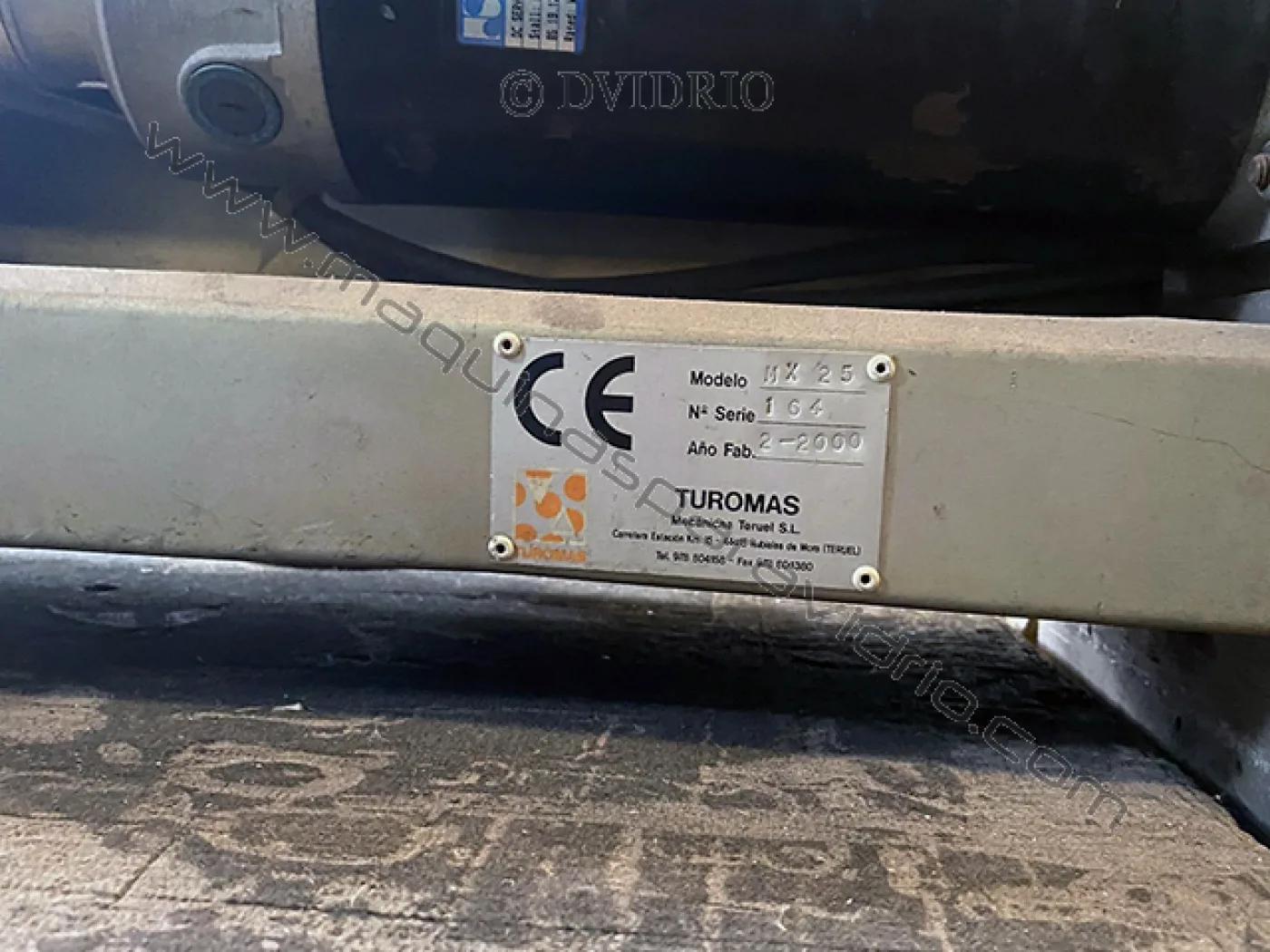 MESA DE CORTE PARA VIDRIO MONOLÍTICO TUROMAS - 2