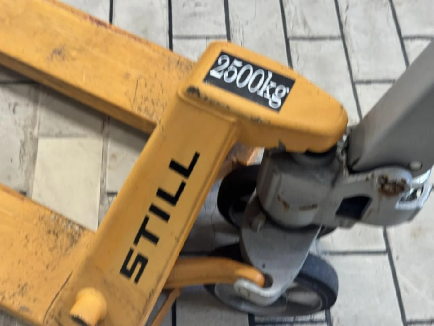 STILL Hand Palletruck - 2
