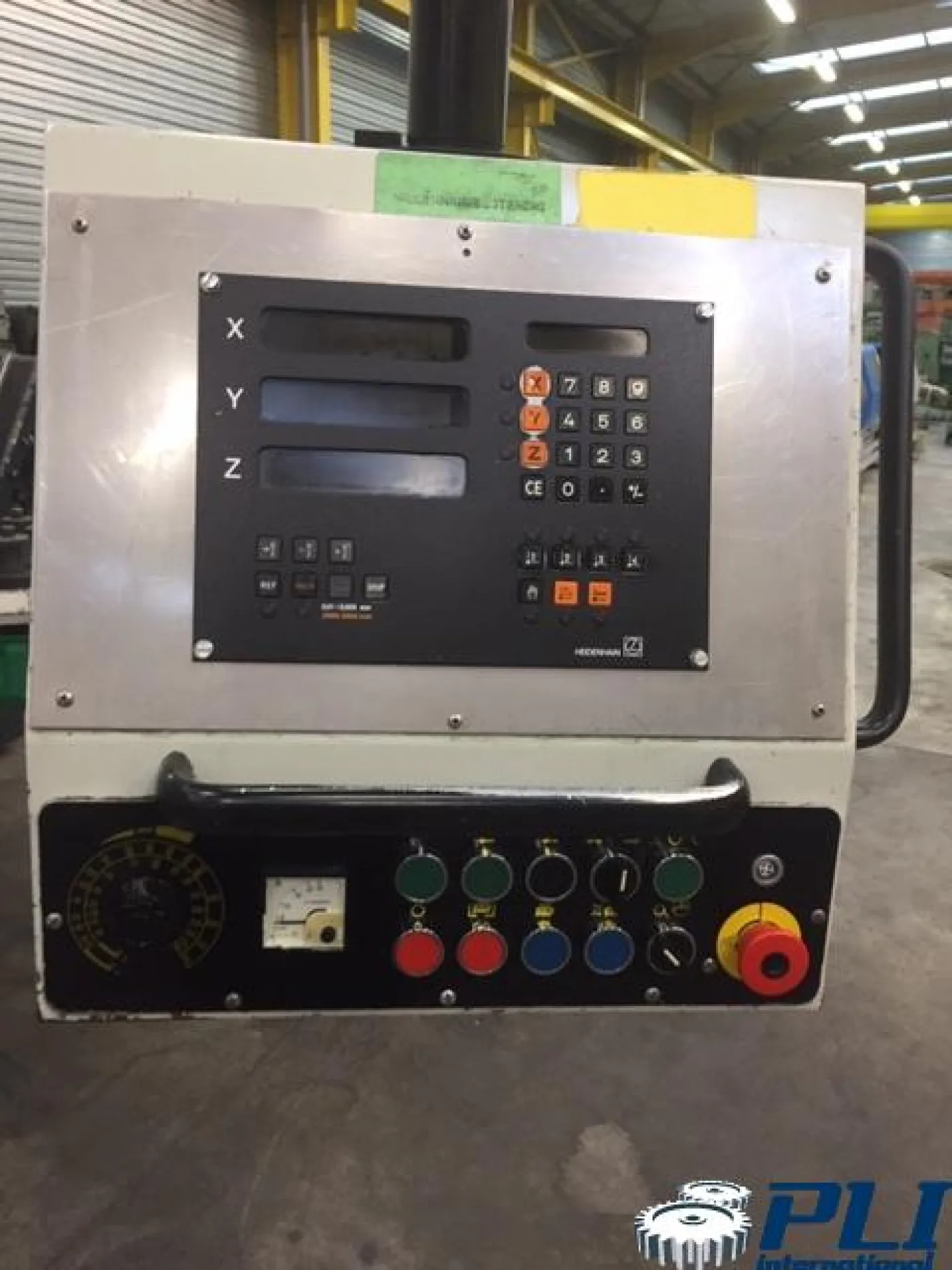 Conventional milling machine HURON MU6 - 3