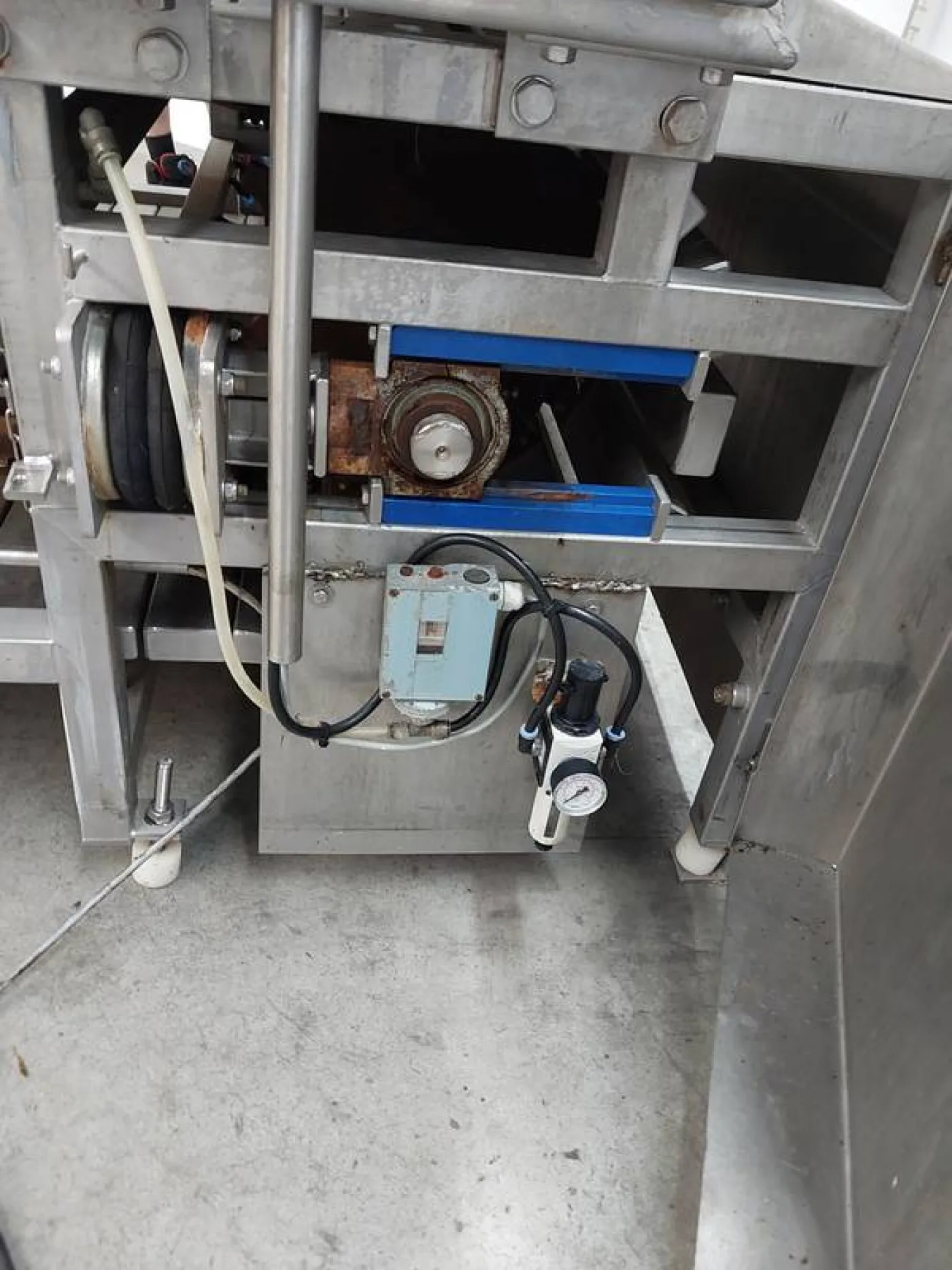 Gambrelling - Rehanging conveyor - 3