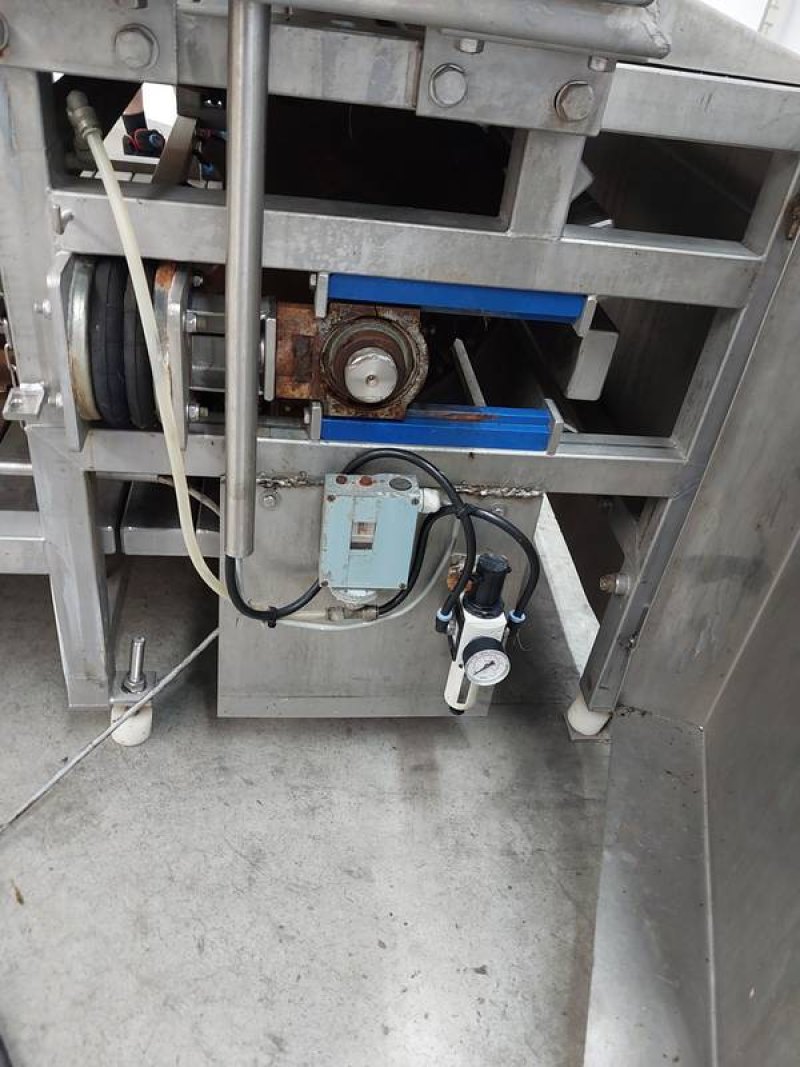 Gambrelling - Rehanging conveyor