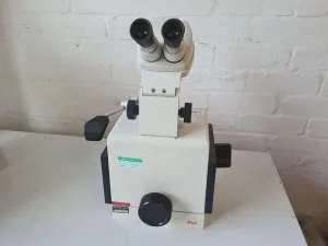 Leica Reichart Ultratrim Microtome