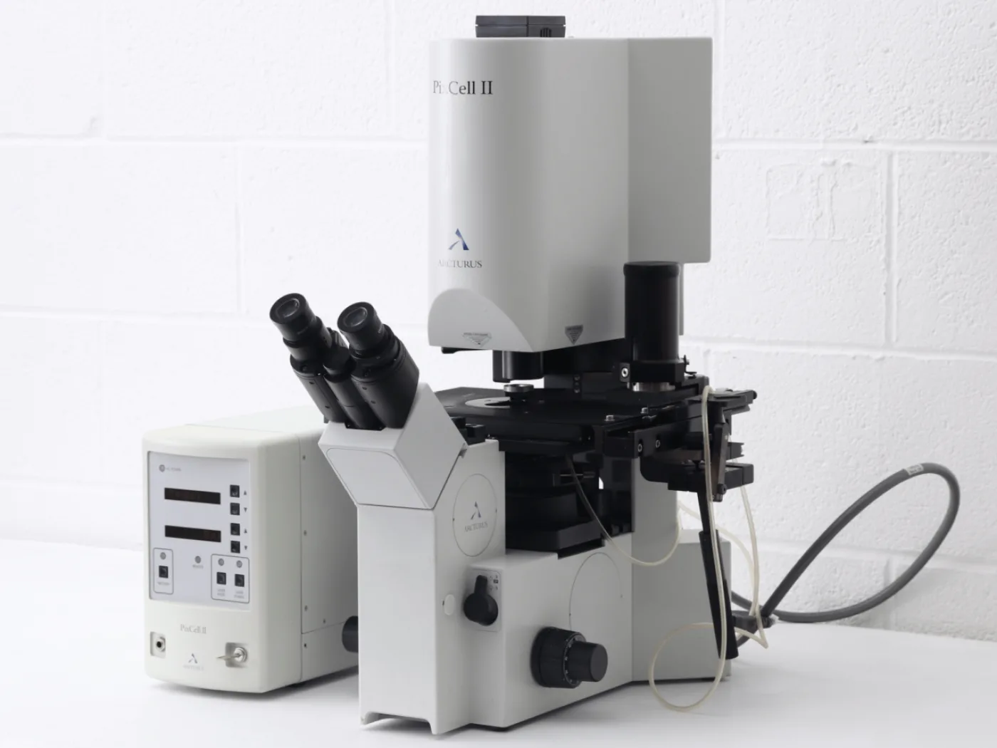 Arcturus PixCell II Laser Capture Microdissection Microscope - 2