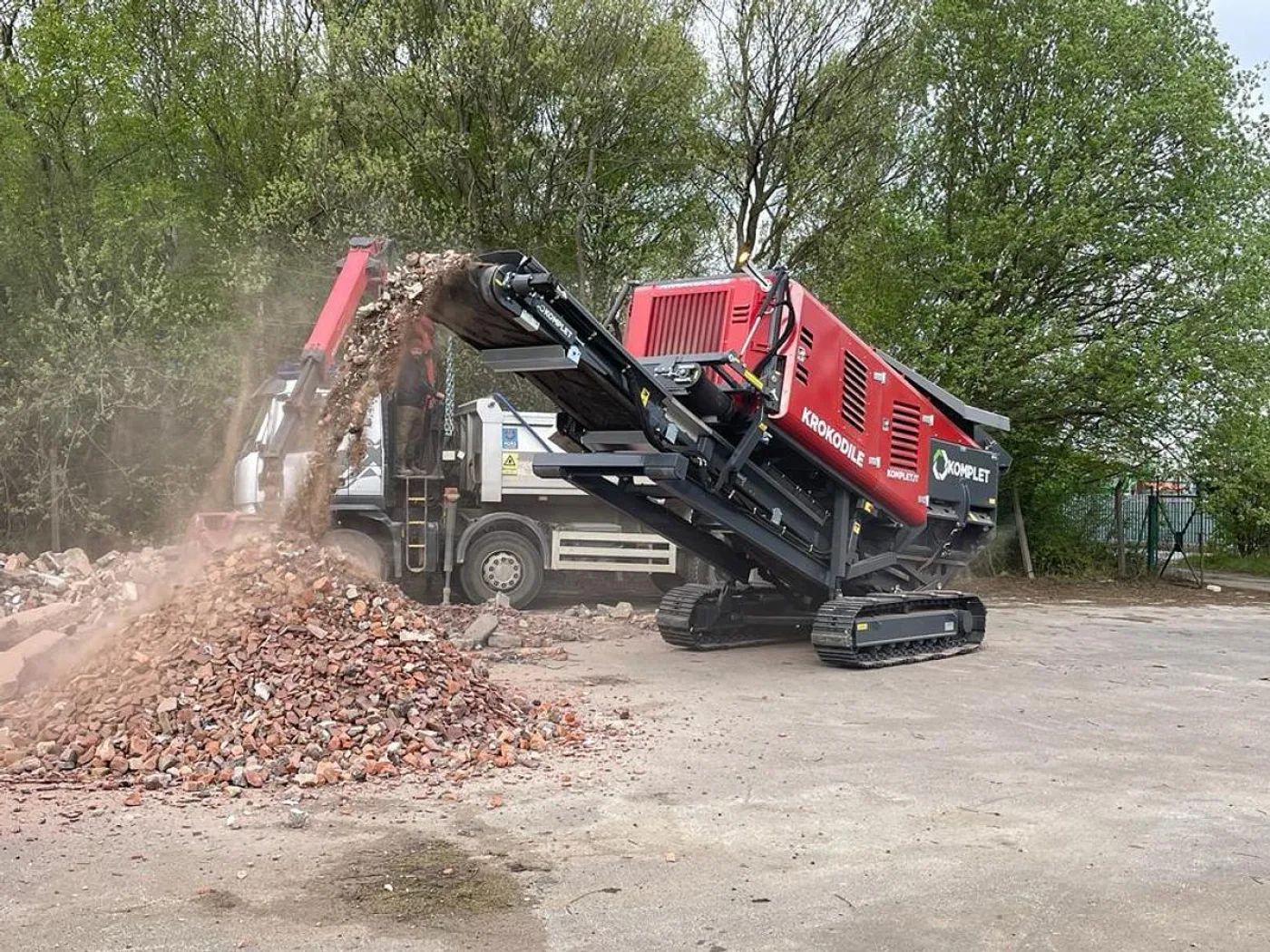 2022 Komplet Krokodile Tracked Slow-Speed Shredder - 3