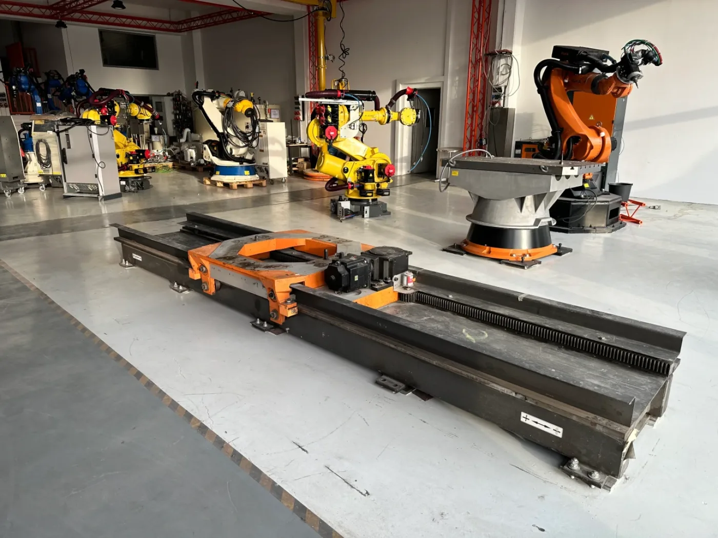 KUKA KL1500/2 4m - 7