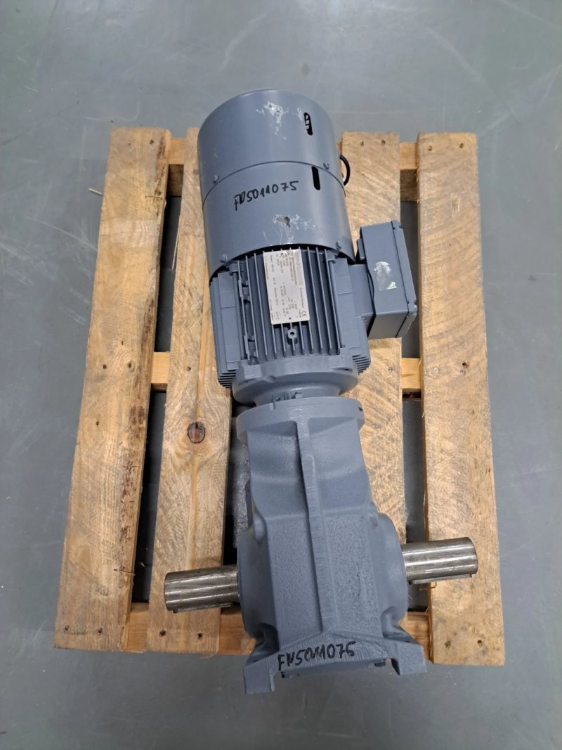 SEW Eurodrive Getriebemotor K67/RDT90L4/BMG/TH/AS3H