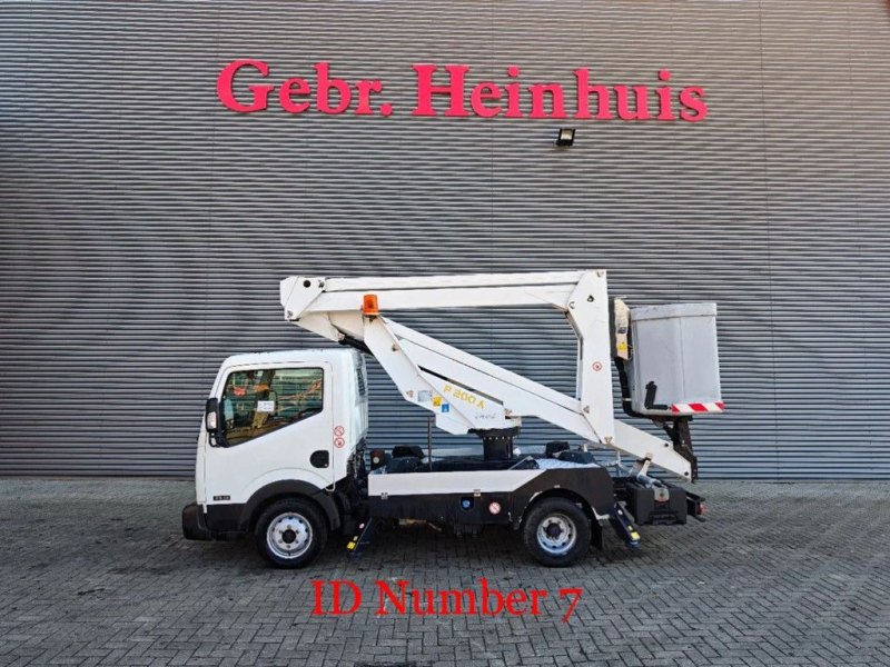 Nissan Cabstar 35.13 NT400 Palfinger P200A
