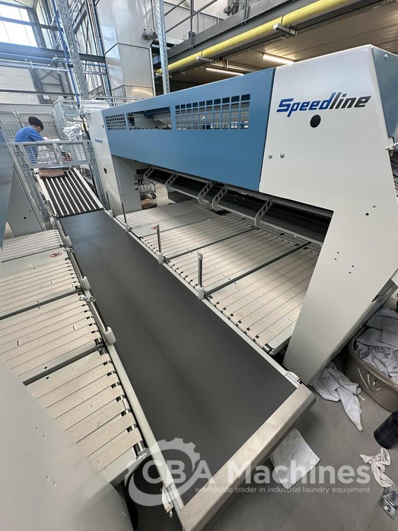 2025 Kannegiesser Towel Folder XFM-S 20-Q-LH & RH DUO (1011-1012)