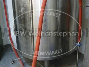 Hot water tank