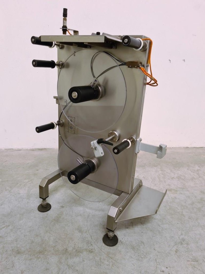 GIUNTATORE SEMIAUTOMATICO ETICHETTE – LIBRA IMA
