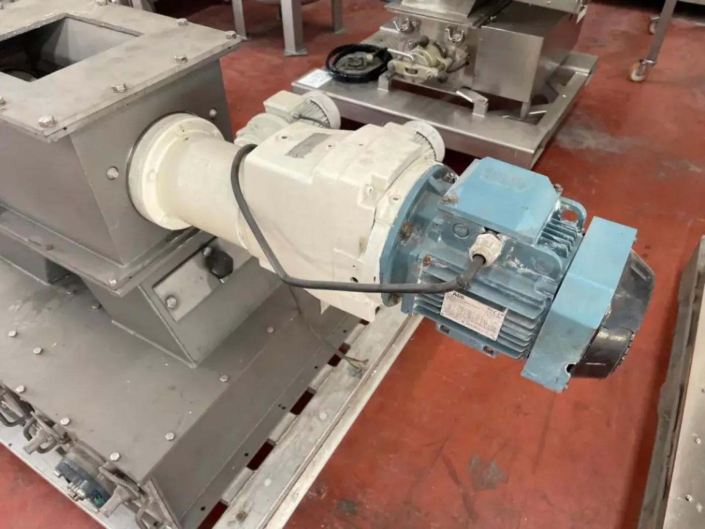 USED HOSOKAWA PC 600 DOUBLE SHAFT GRANULATOR - 3