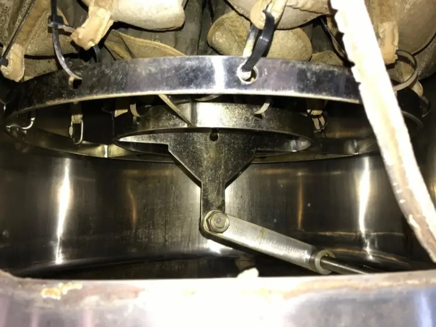 USED STAINLESS STEEL BAG FILTER - 2
