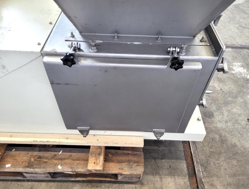 Powtek P300x450 Nibbler - Sieve granulator
