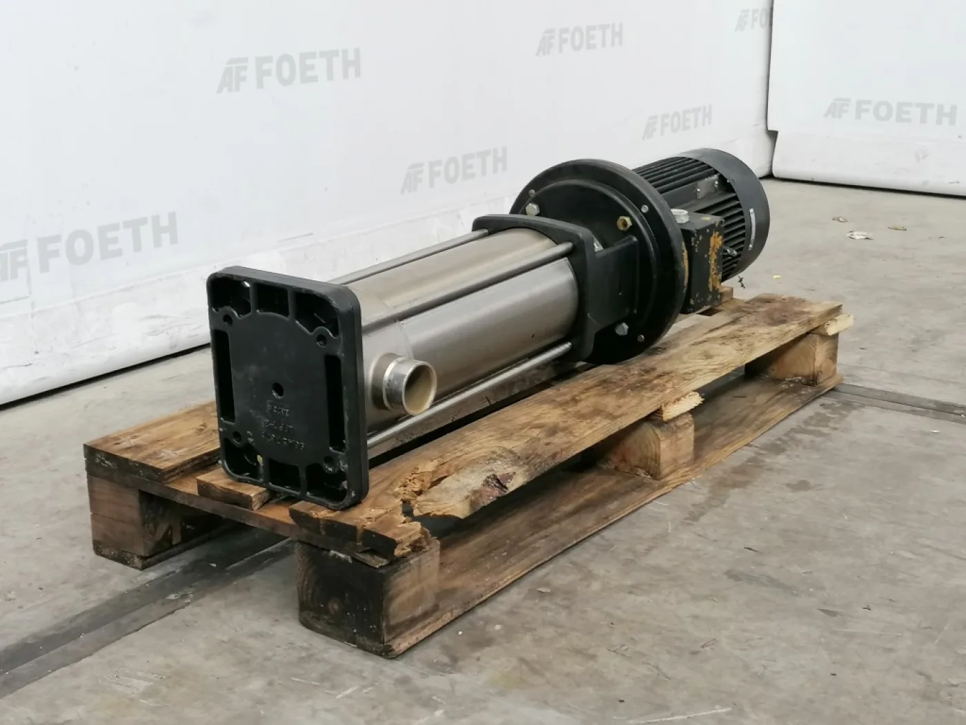 Grundfos CRN 16-70 A-P-G-BUBE - Centrifugal Pump - 2