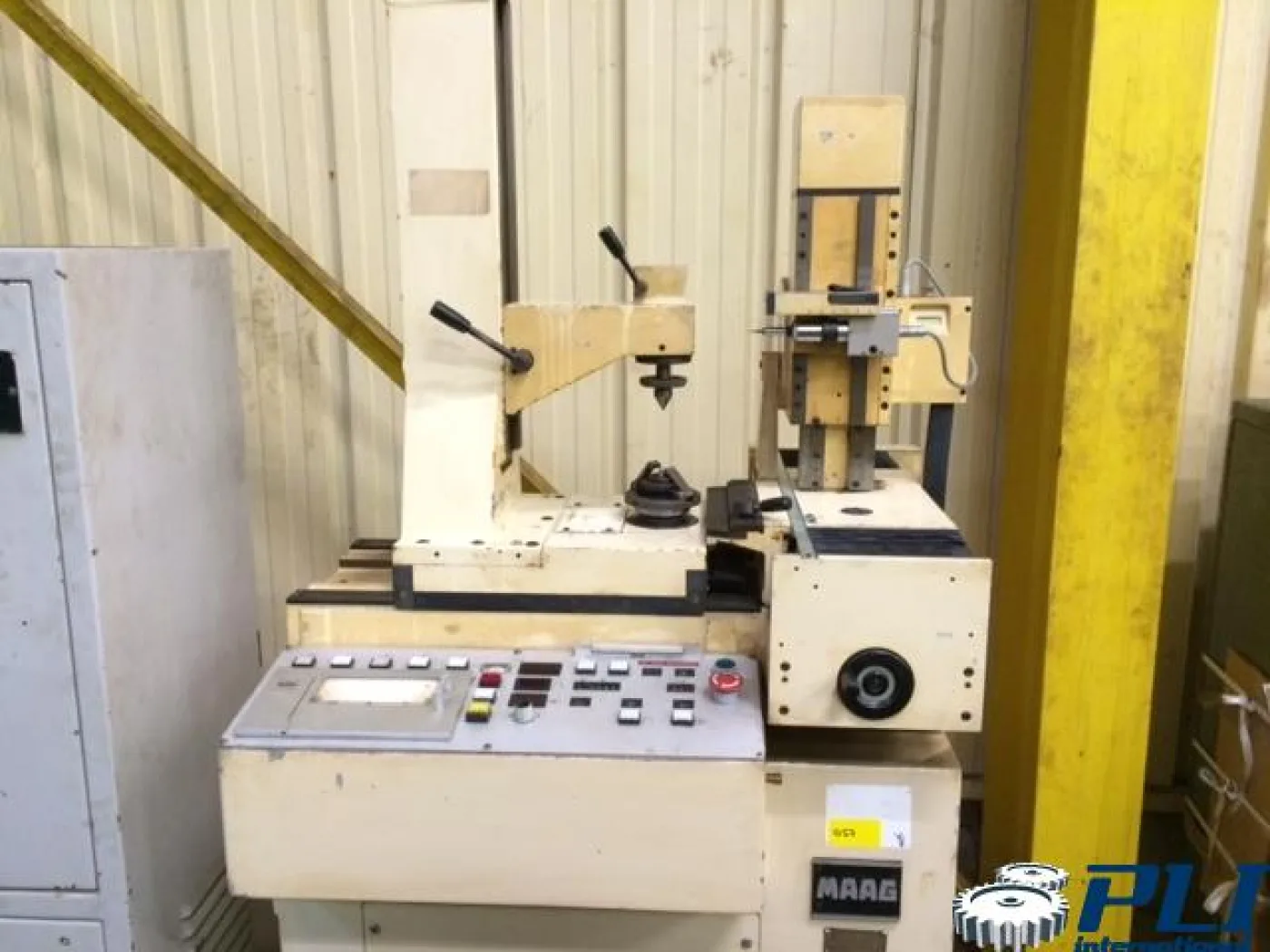 Gear cutting machine MAAG PH40 - 1
