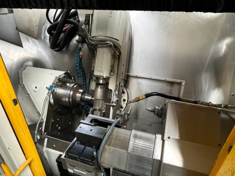 CNC Gear Hobbing Machine – PFAUTER P60