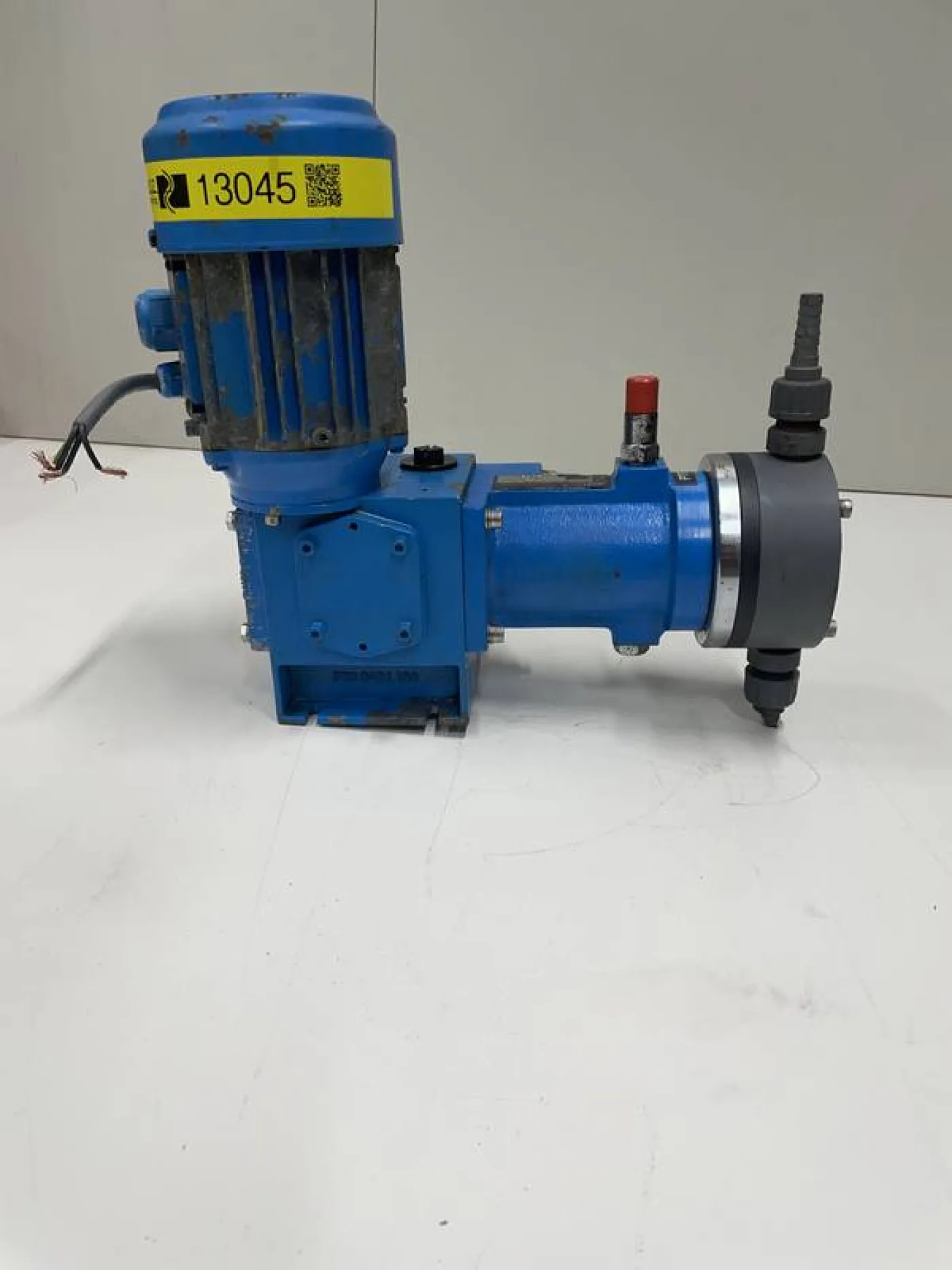 Dosing Pump for FeCl - 1