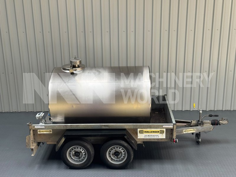 1,500 Litre Milkplan Horizontal Milk & Liquid Tank on Trailer with Pump, Flowmeter & CIP Cleaning System (Year 2022)