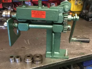 EDWARDS Hand Swager 200mm - WNS - W. Neal Services Ltd