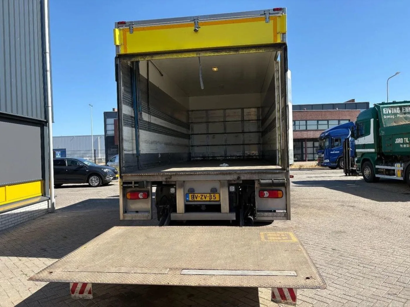 DAF LF 55,250 + 19T + EURO 5 + 6.2 box + short wheelbase + LOADLIFT 3000 KG - 7