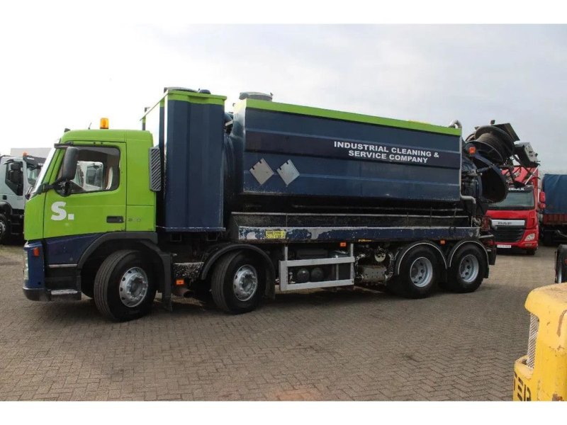 Volvo FM 12.340 + ADR + stokota 14.000L + manual