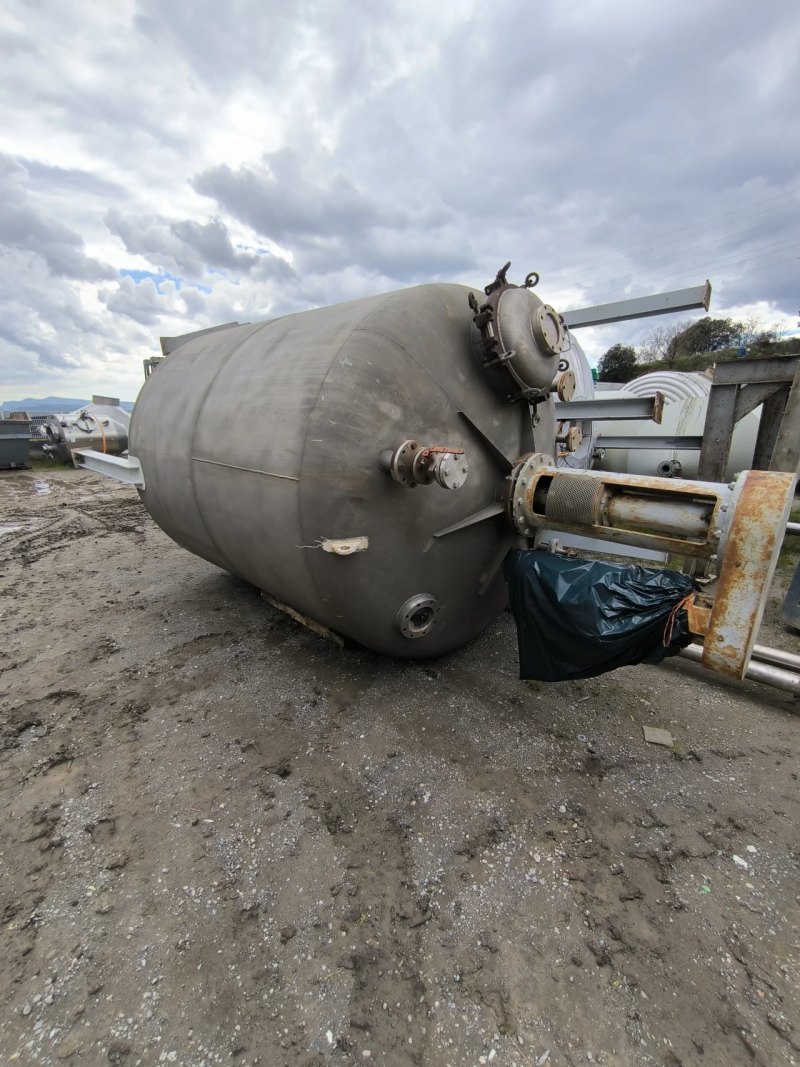 STAINLESS STEEL TANK 316 WITH AGITATION 12.000 LITRES