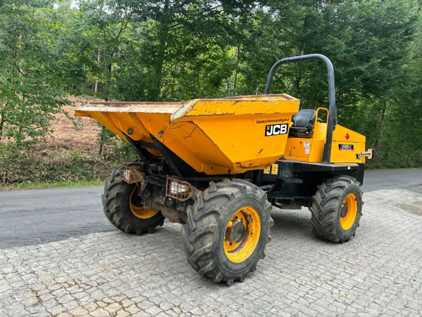JCB - 6 TST - 4