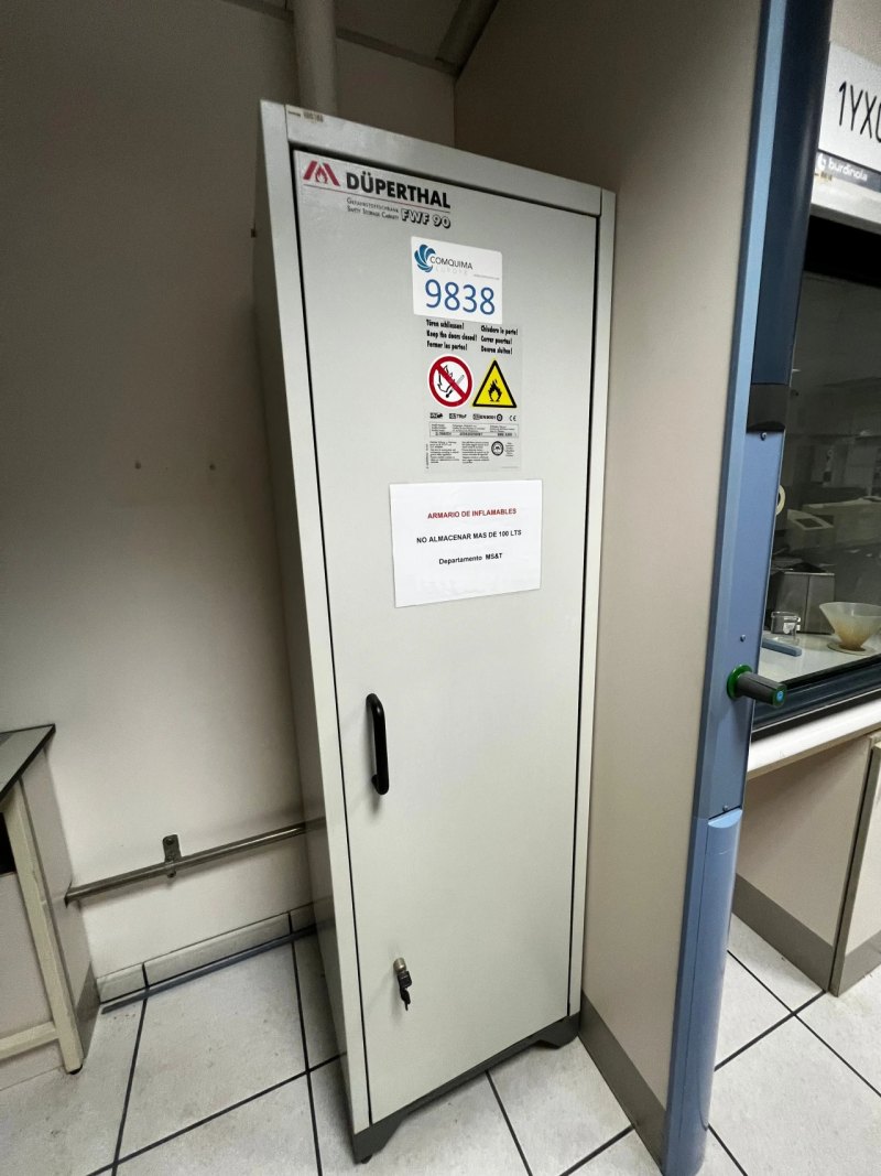 SECOND HAND DUPERTHAL FWF 90 LABORATORY FLAMMABLE CABINET