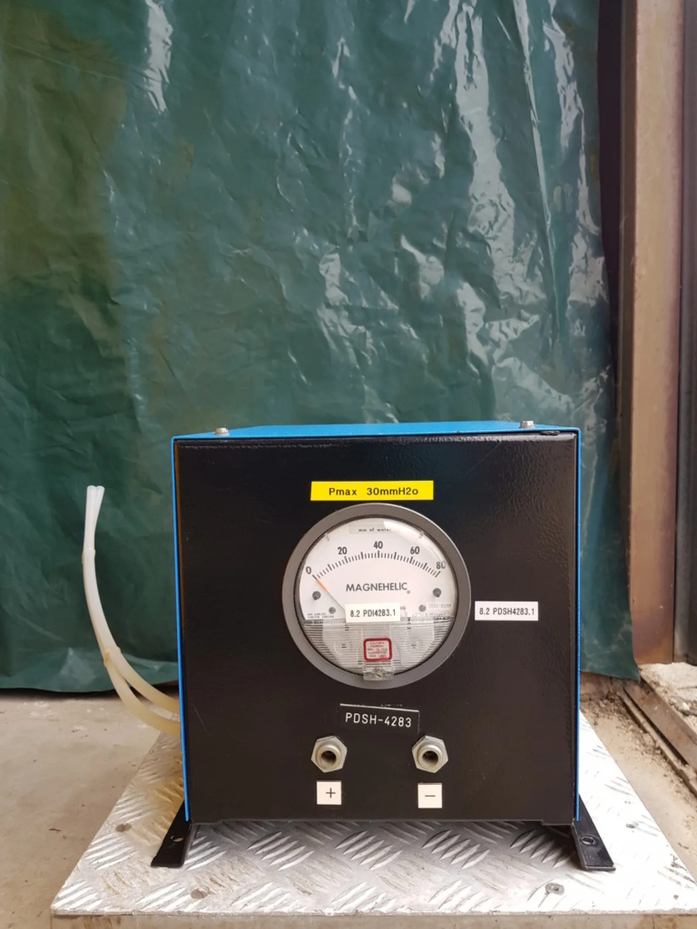 MISURATORE PRESSIONE DIFFERENZIALE – MOD. MAGNEHELIC - 3