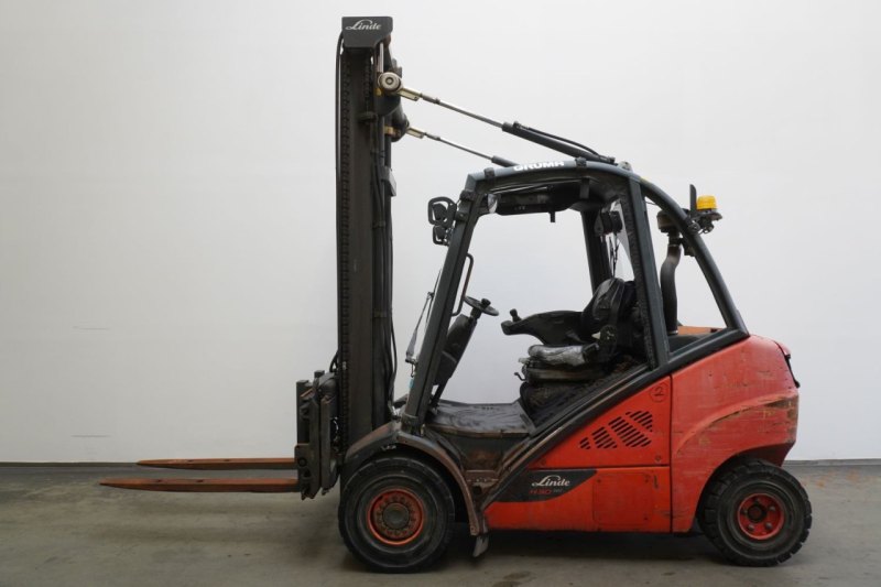 Frontstapler Linde H 30 D (3A) EVO 393-02 (2015)