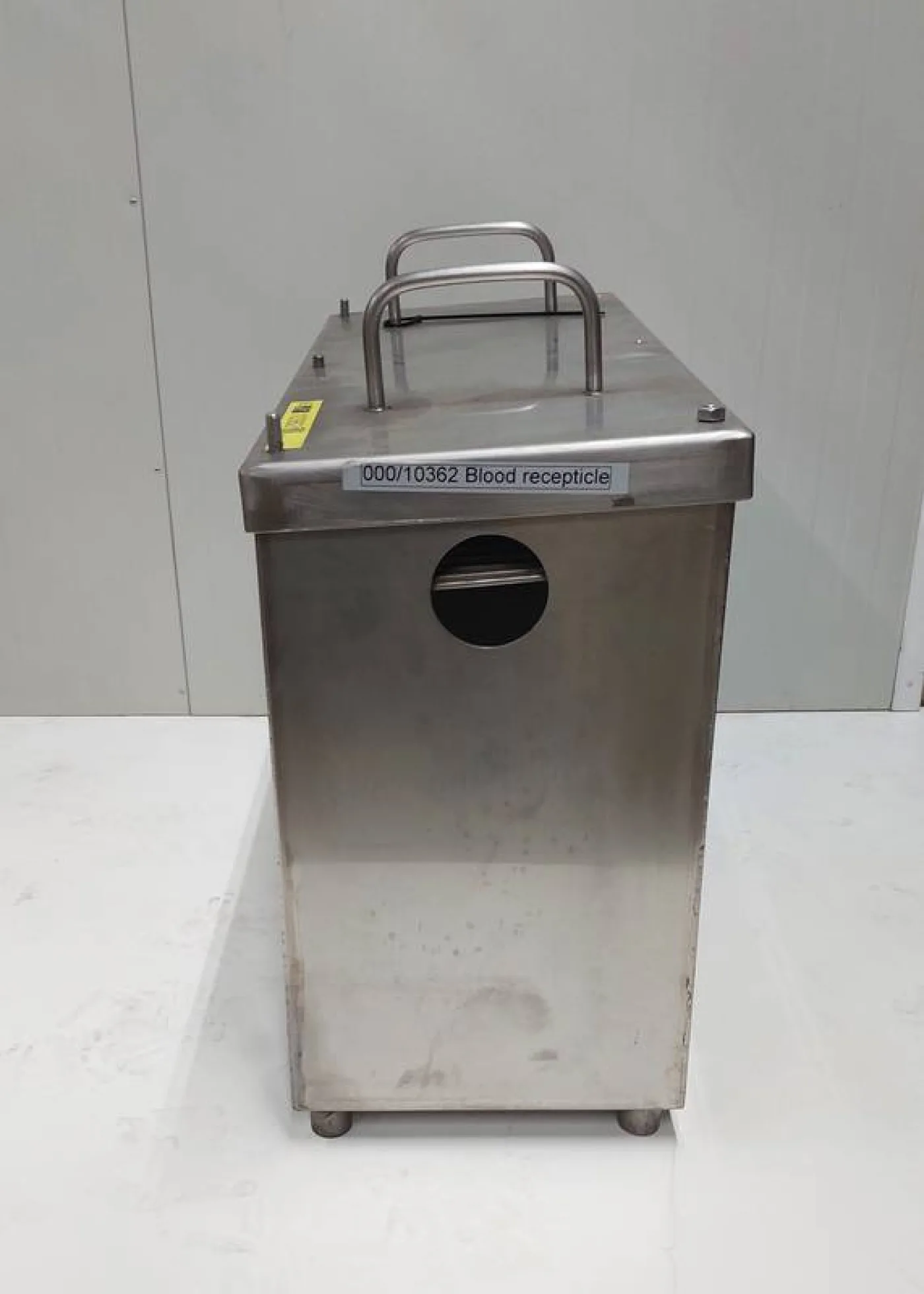 Blood receptacle/separator - 4