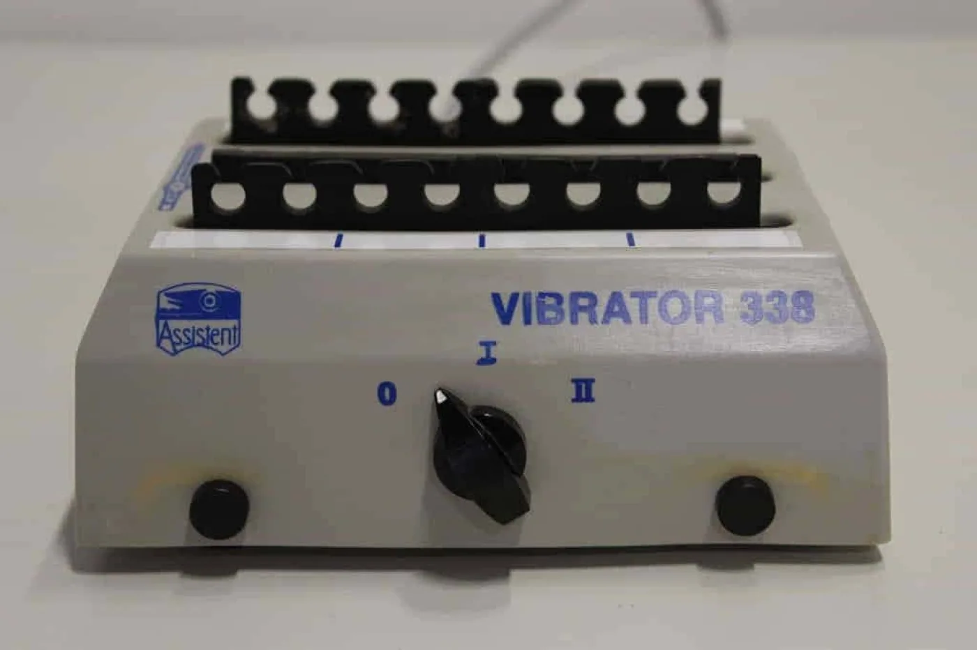 Assistent 338 Vibrator - 1