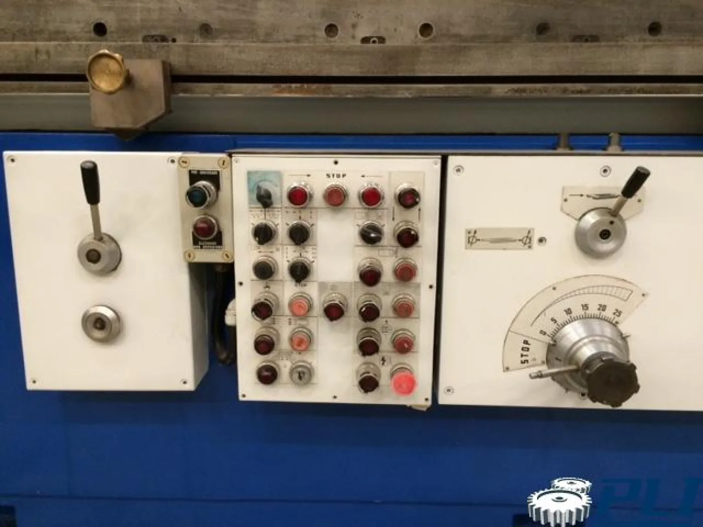 Surface grinding machine – CAMUT TVR1 – 2000 - 2