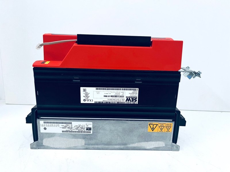 SEW Eurodrive Movidrive Umrichter MDX61B0030-5A3-4-0T