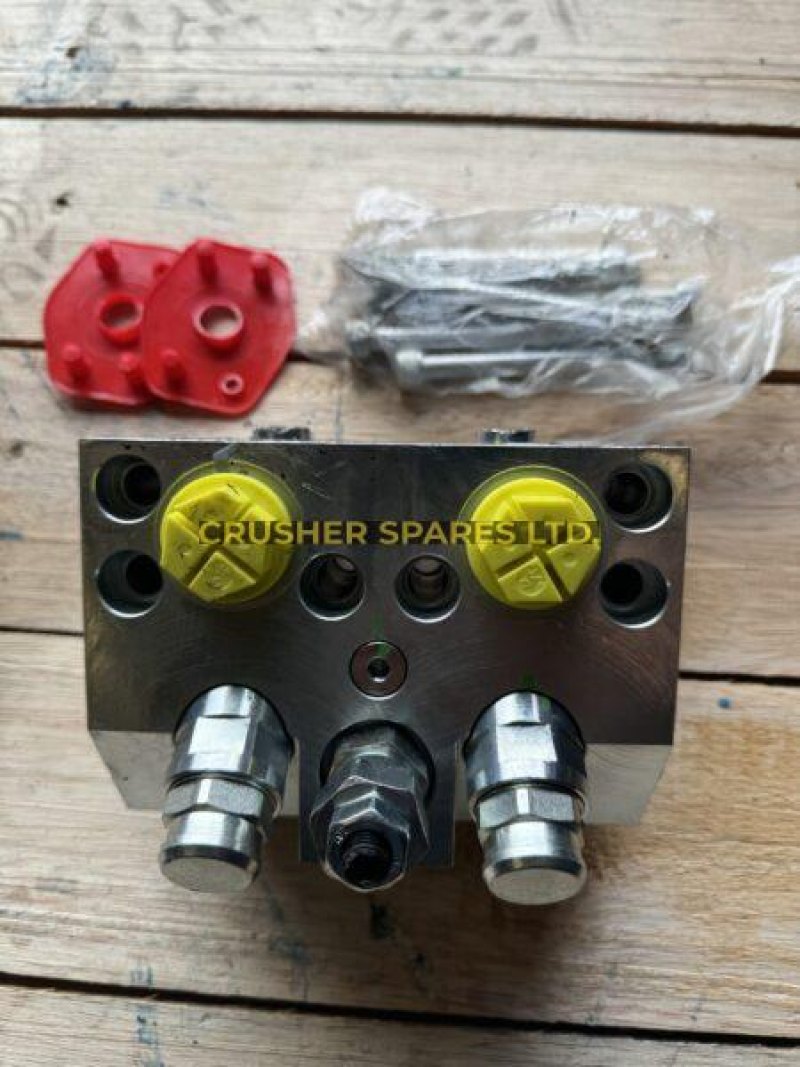 Valve Block (Track Motor) | Extec® C10 |