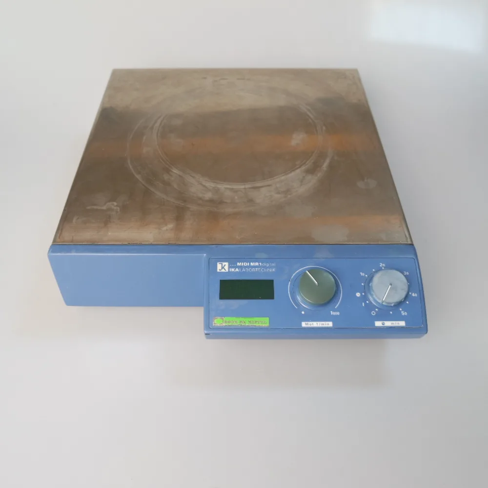 2202- Used magnetic stirrer IKA midi MR1 digital