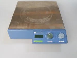 2202- Used magnetic stirrer IKA midi MR1 digital