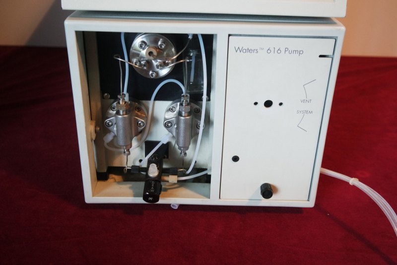 6 – Spare parts Waters 616 quaternary pump and Waters 600s controller