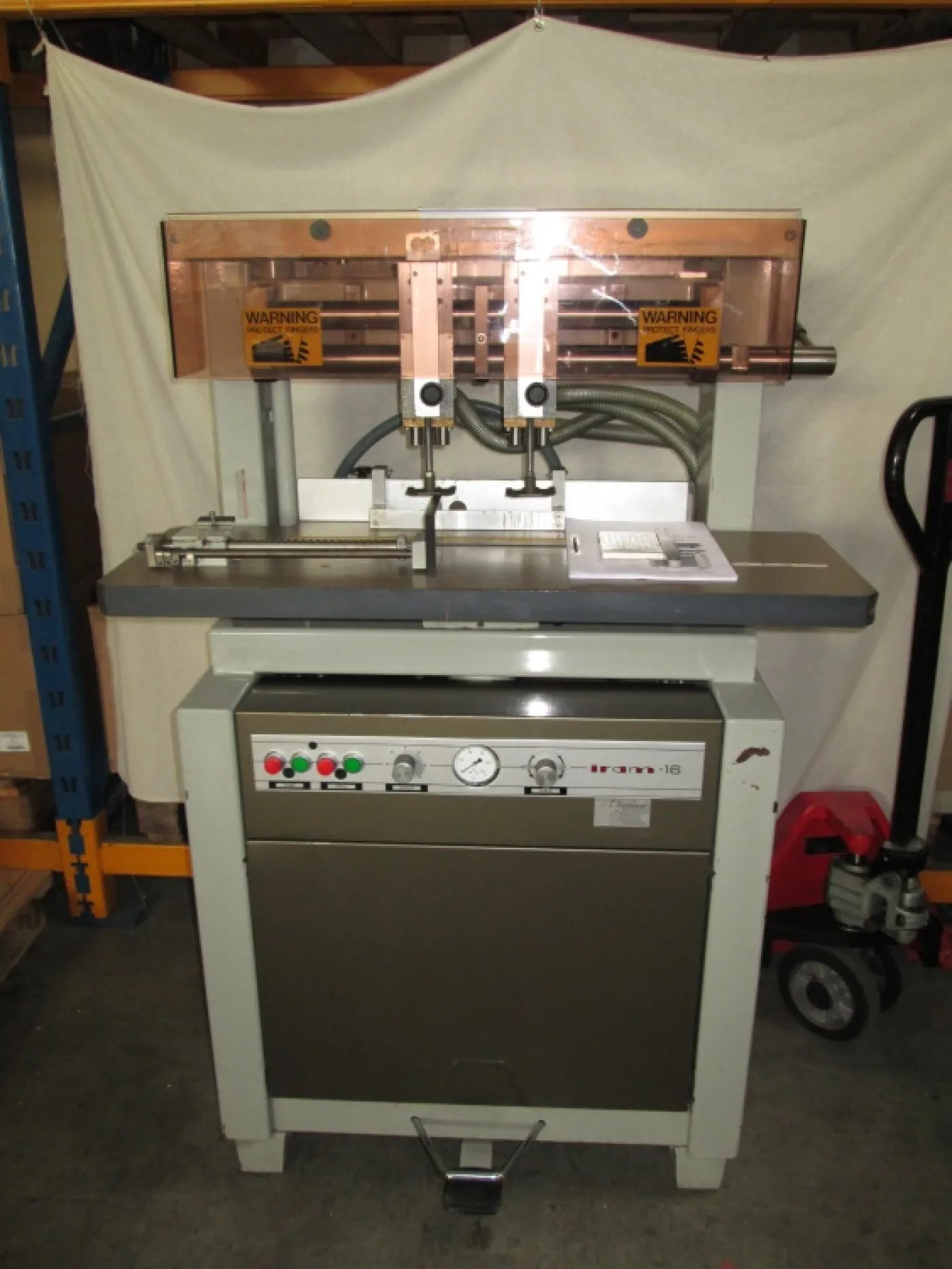 Papierbohrmaschine IRAM 16 - 1